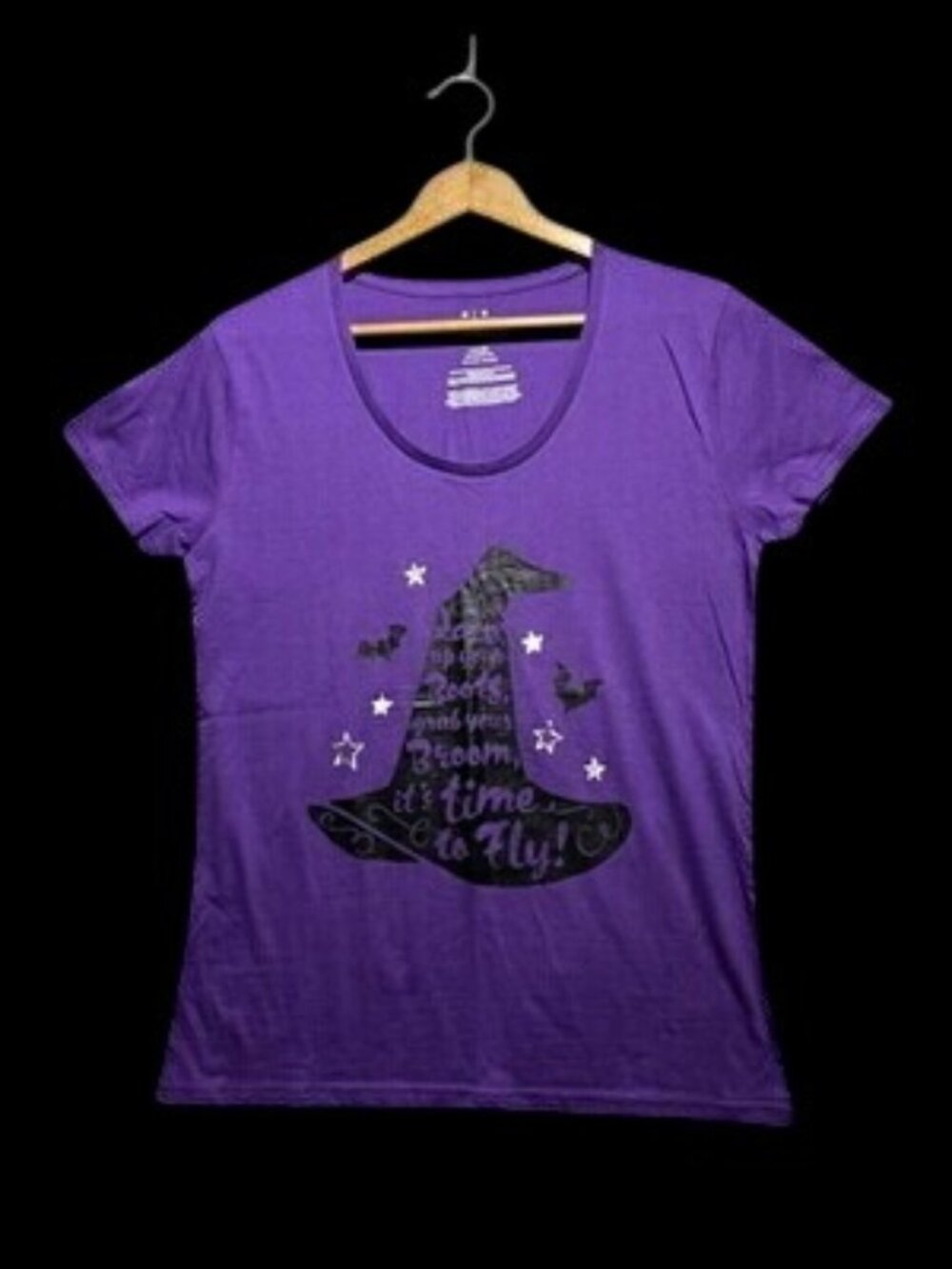 Celebrate It Women's Size M Medium Purple Black Halloween T-Shirt Witch Hat Bats